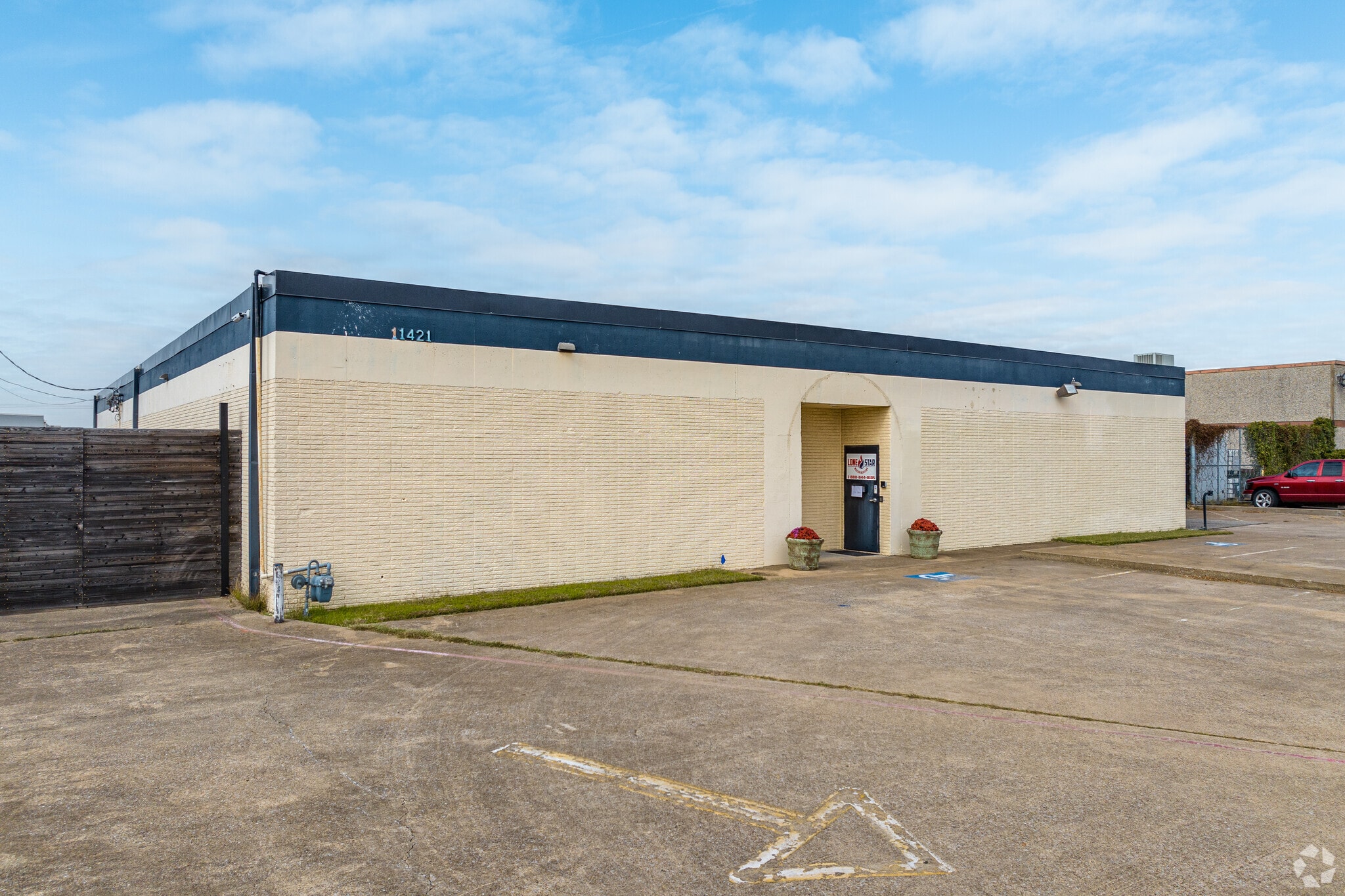 11421 Chairman Dr, Dallas, TX for Rent