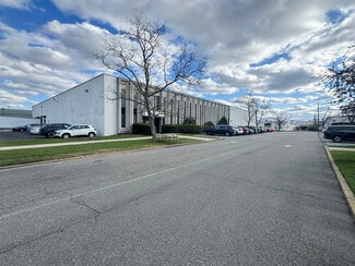 Moonachie, NJ Industrial - 135 W Commercial Ave Moonachie, NJ Industrial - 135 W Commercial Ave