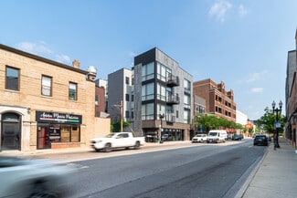 Chicago, IL Retail - 4410 N Clark St