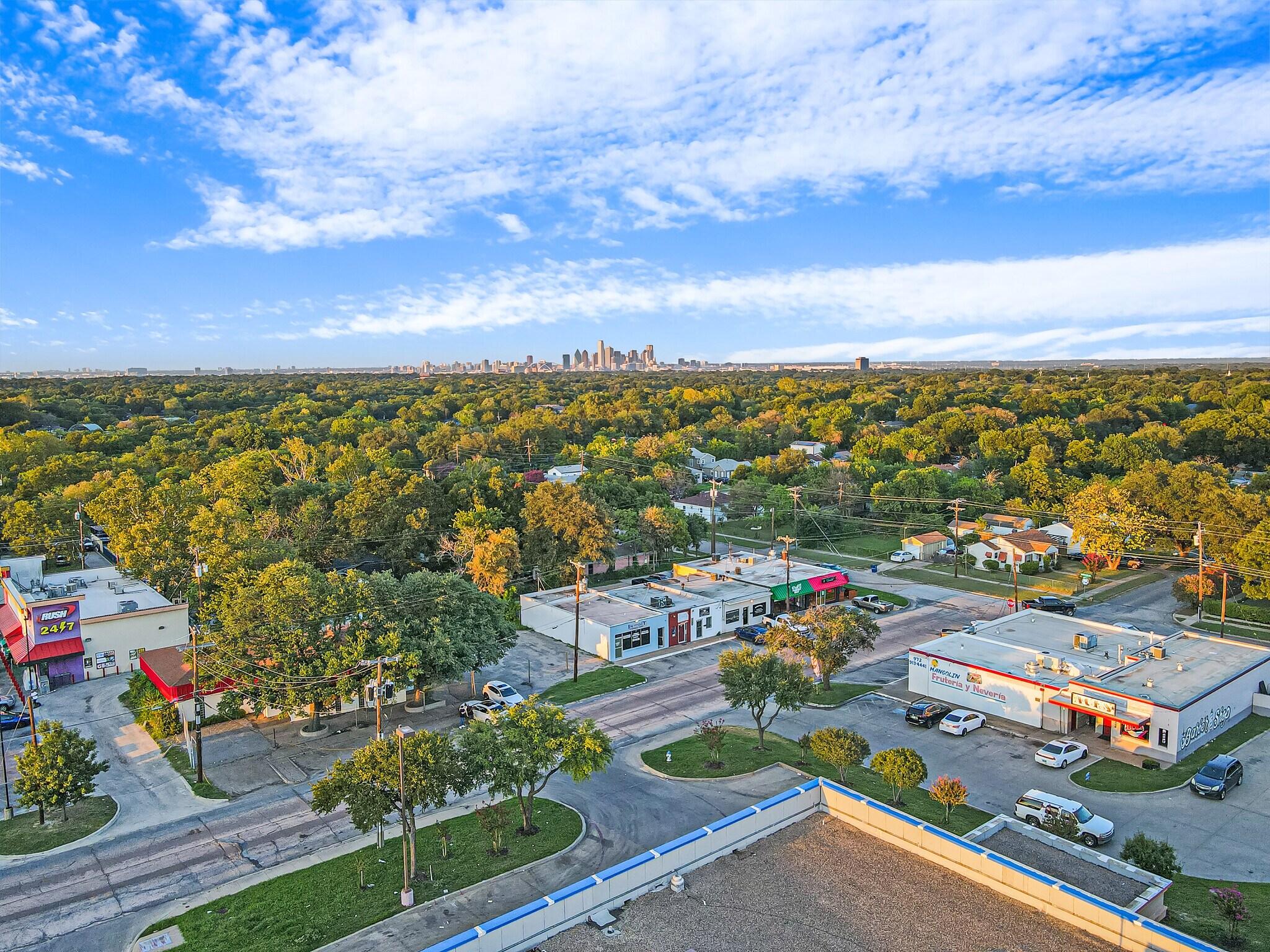 2309 Mountain Lake Rd, Dallas, TX for Rent