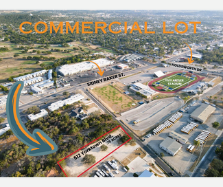 Kerrville, TX Commercial - 512 Yorktown Blvd