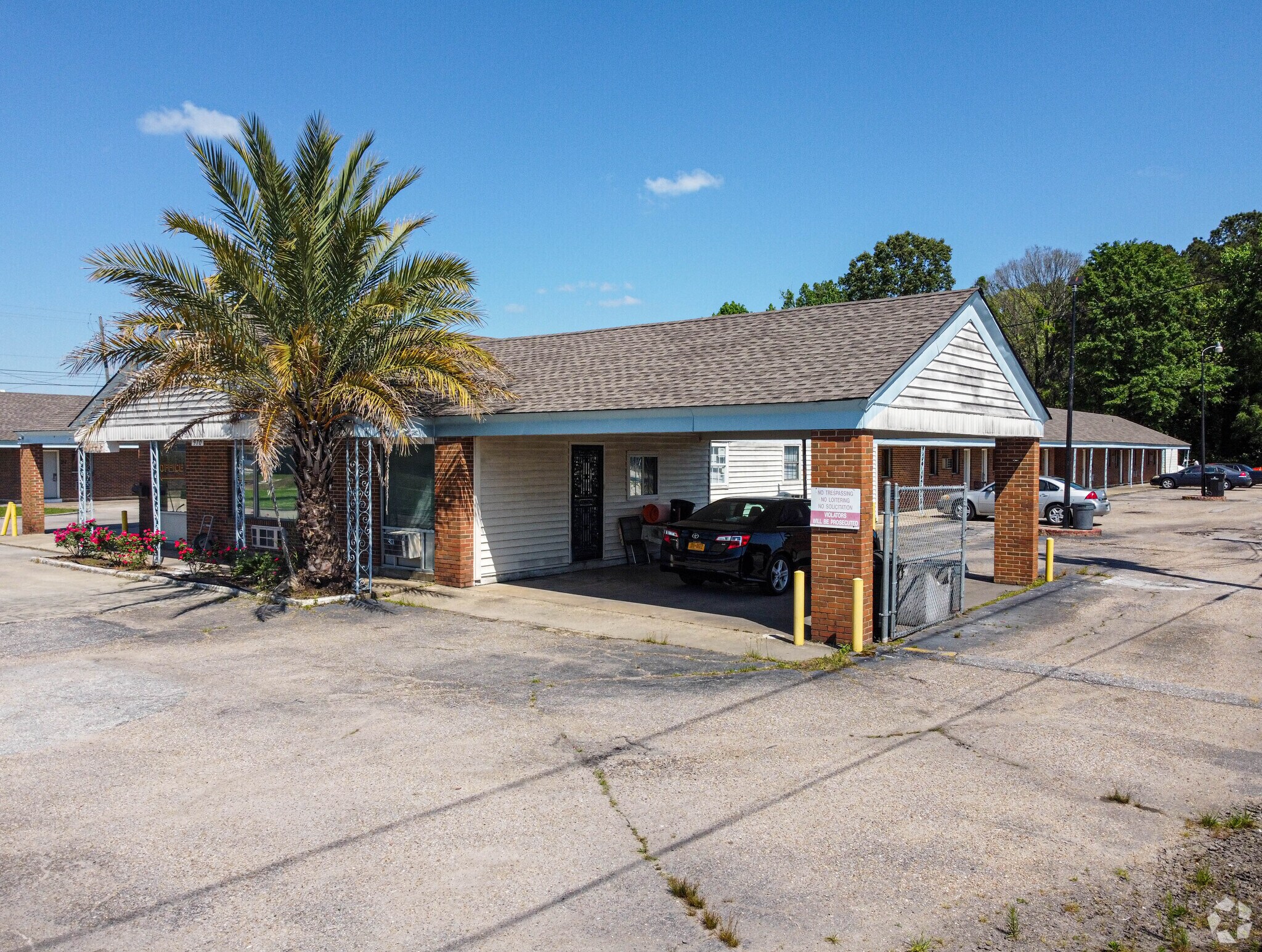 970 W South Blvd Montgomery, AL 36105 Hospitality Property for Lease
