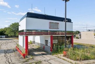 Holland, MI Fast Food - 554 E 8th St
