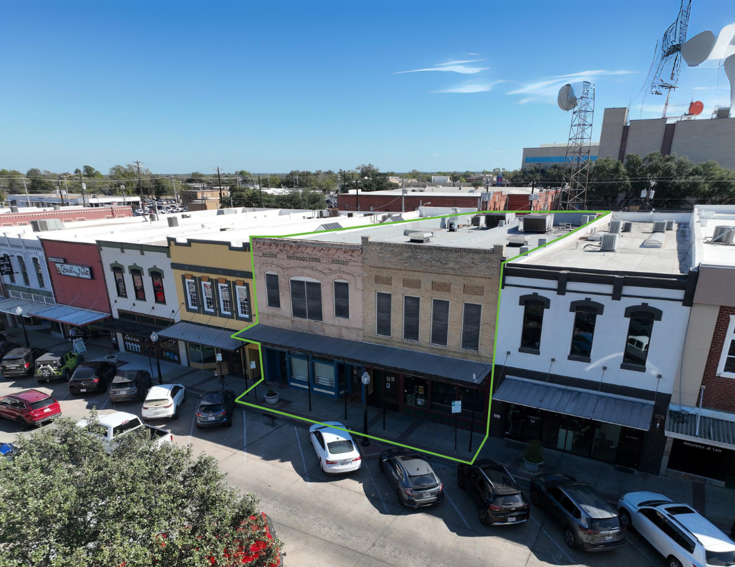 107-109 N Main St, Bryan, TX for Sale