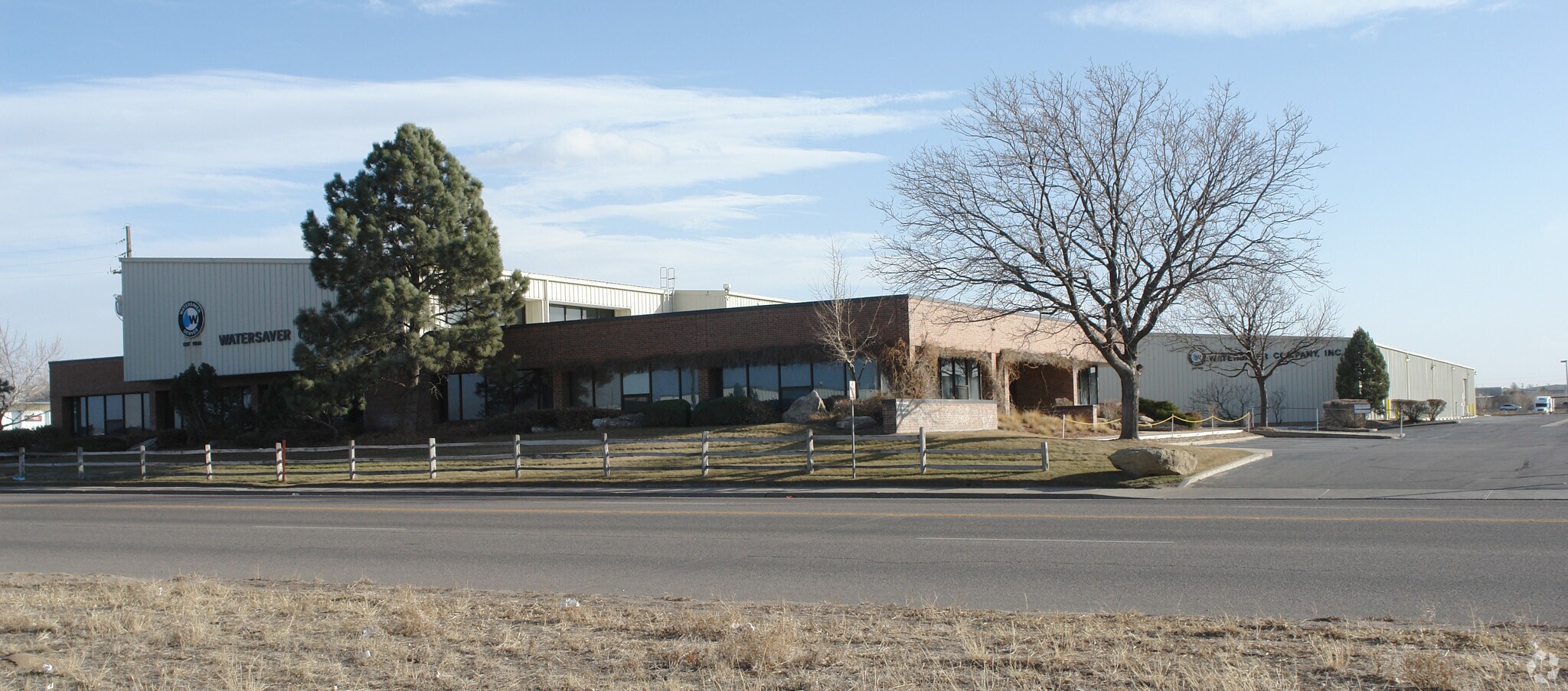 5870 E 56th Ave, Commerce City, CO for Rent