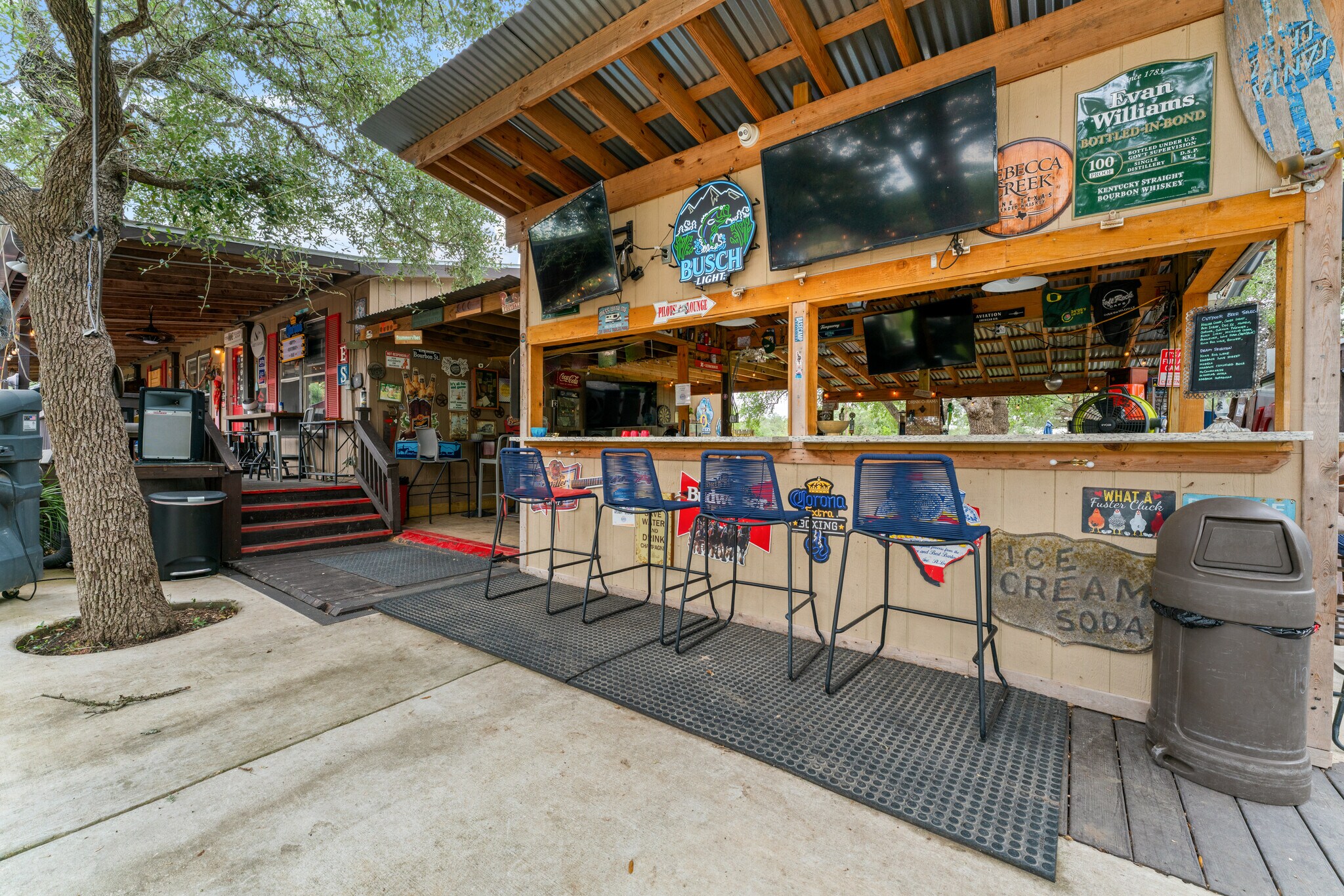 33855 Blanco Rd, Bulverde, TX for Sale
