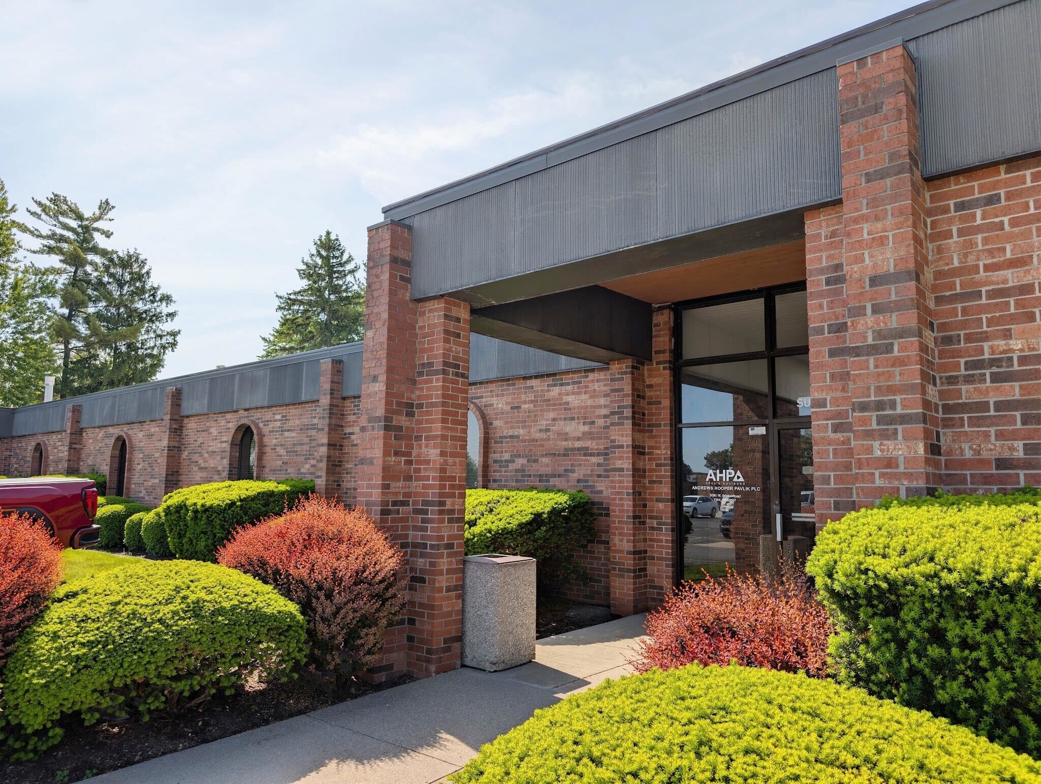 5080 W Bristol Rd, Flint, MI for Rent