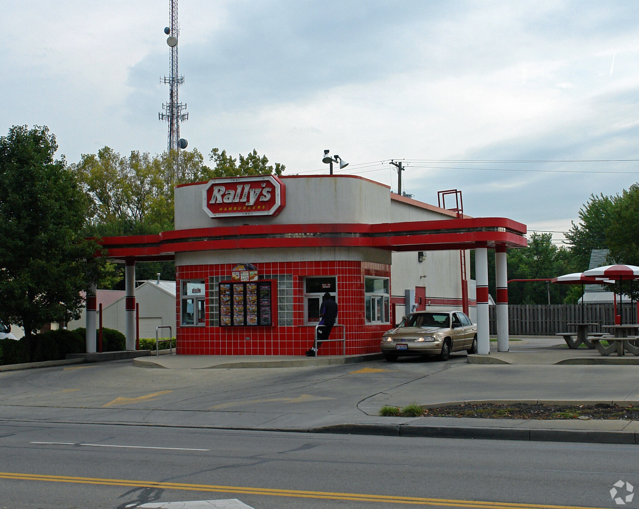 2000 N Limestone St, Springfield, OH for Rent