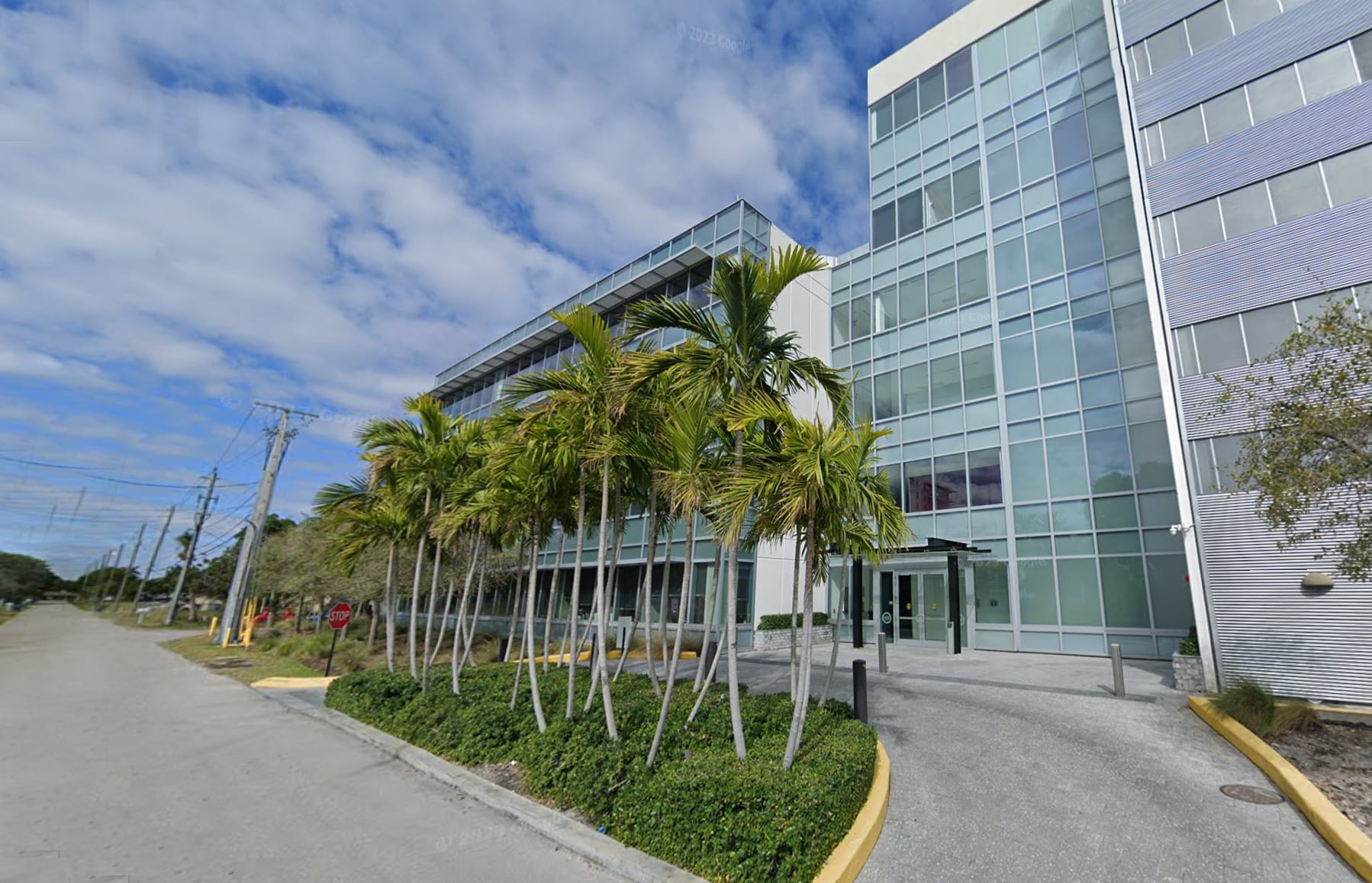21550 Biscayne Blvd, Aventura, FL for Rent