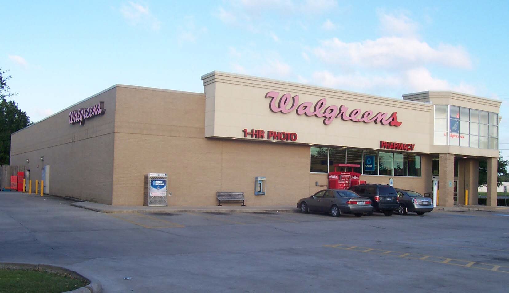 2000 Garth Rd, Baytown, TX for Rent