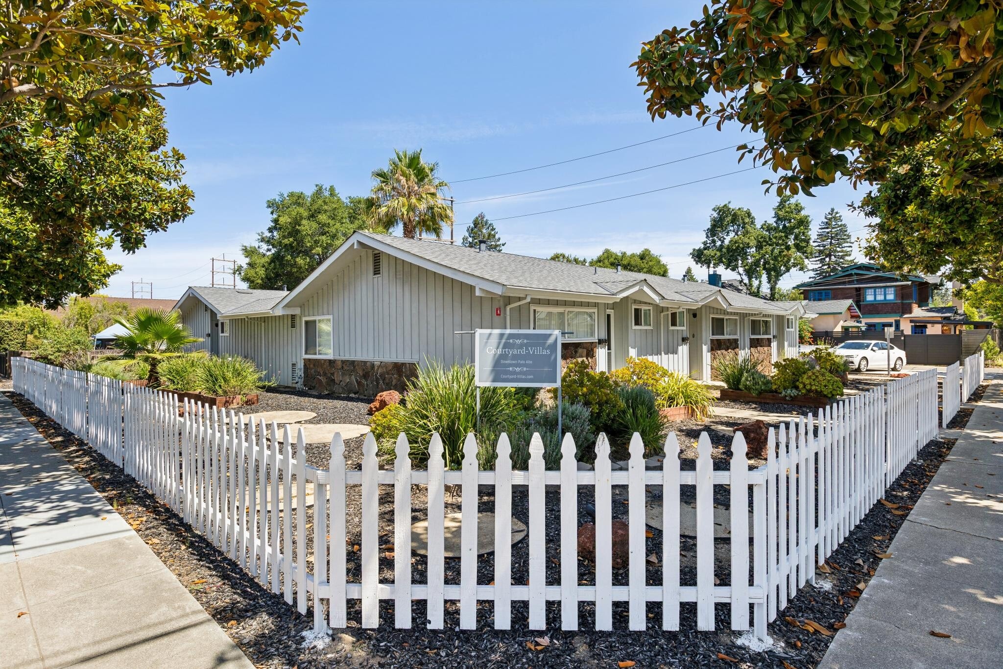 1061 Alma St, Palo Alto, CA for Sale