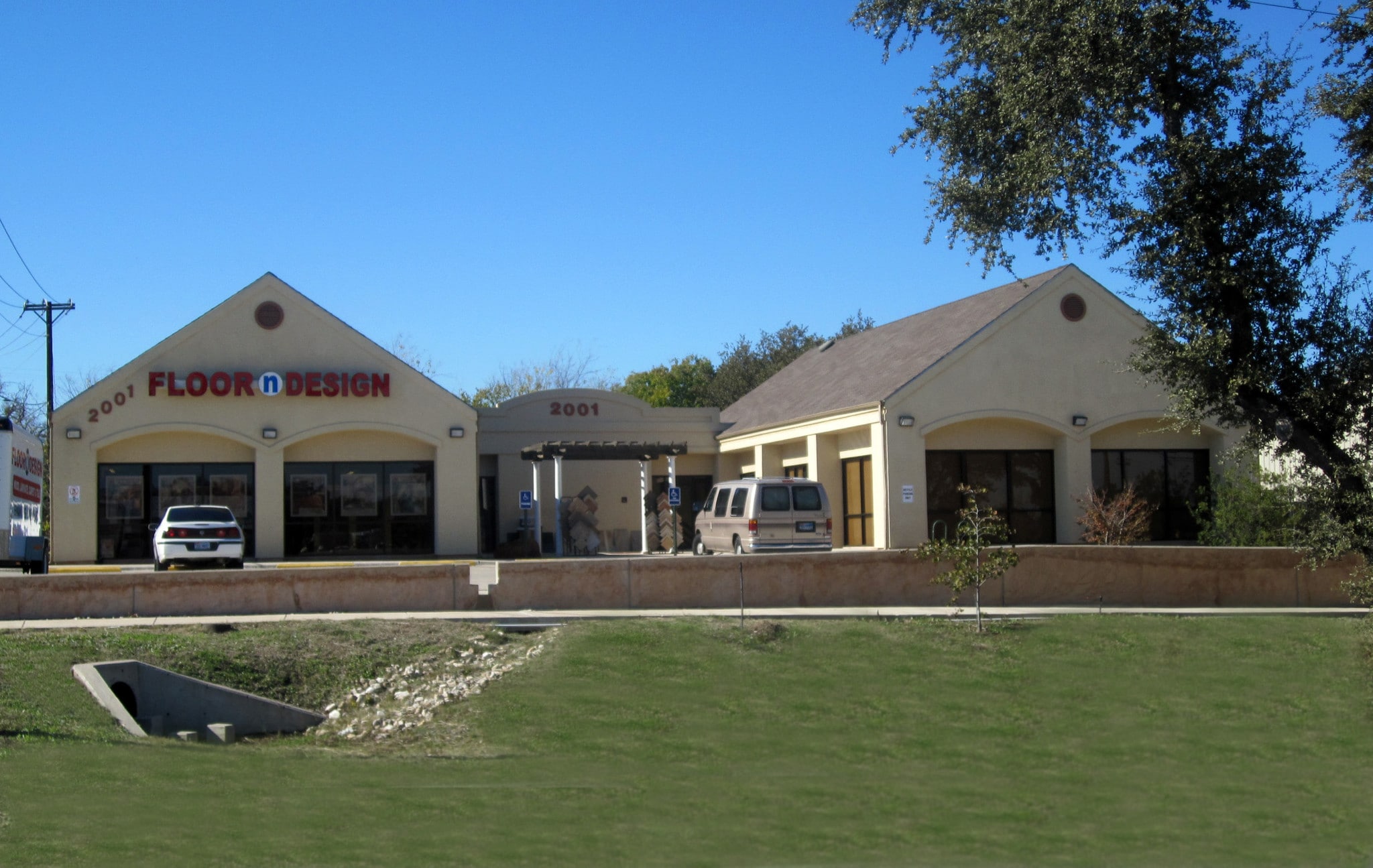 2001 N Bell Blvd, Cedar Park, TX for Sale