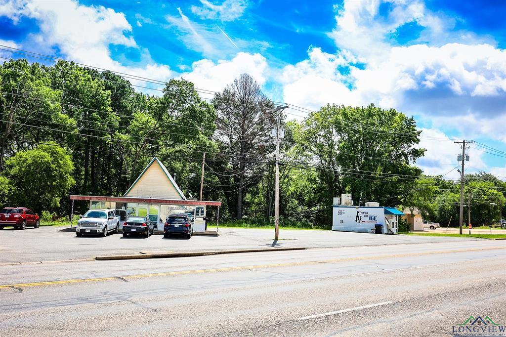 1818 Pine Tree Rd, Longview, TX for Sale