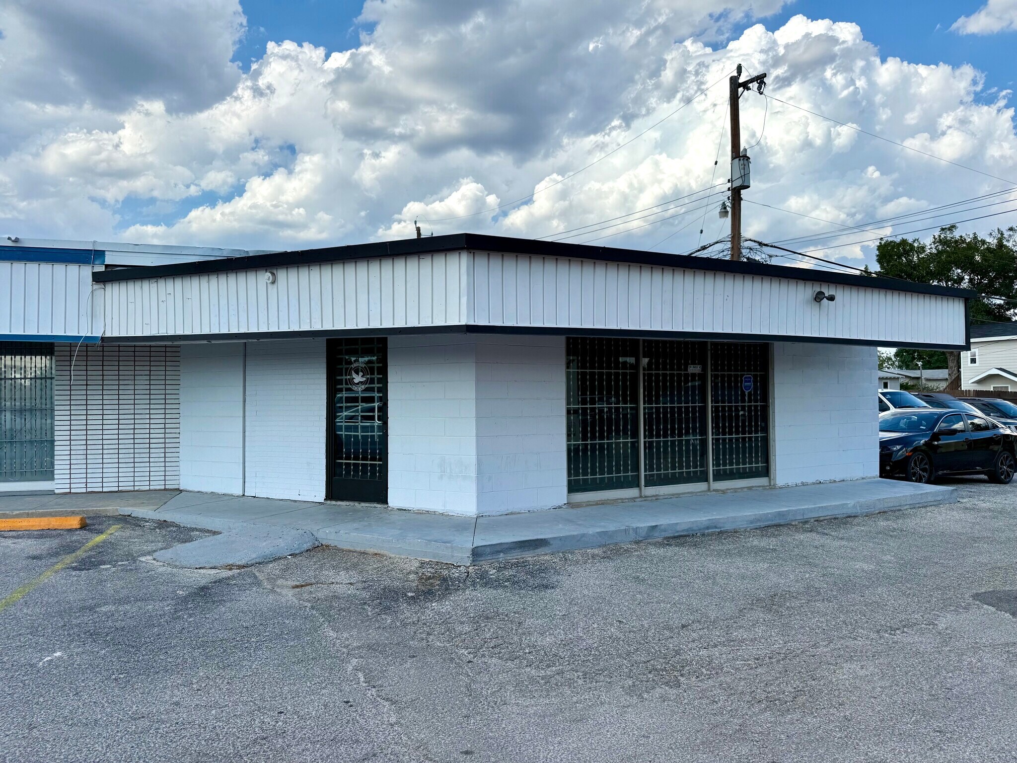3106-3122 West Ave, San Antonio, TX for Rent