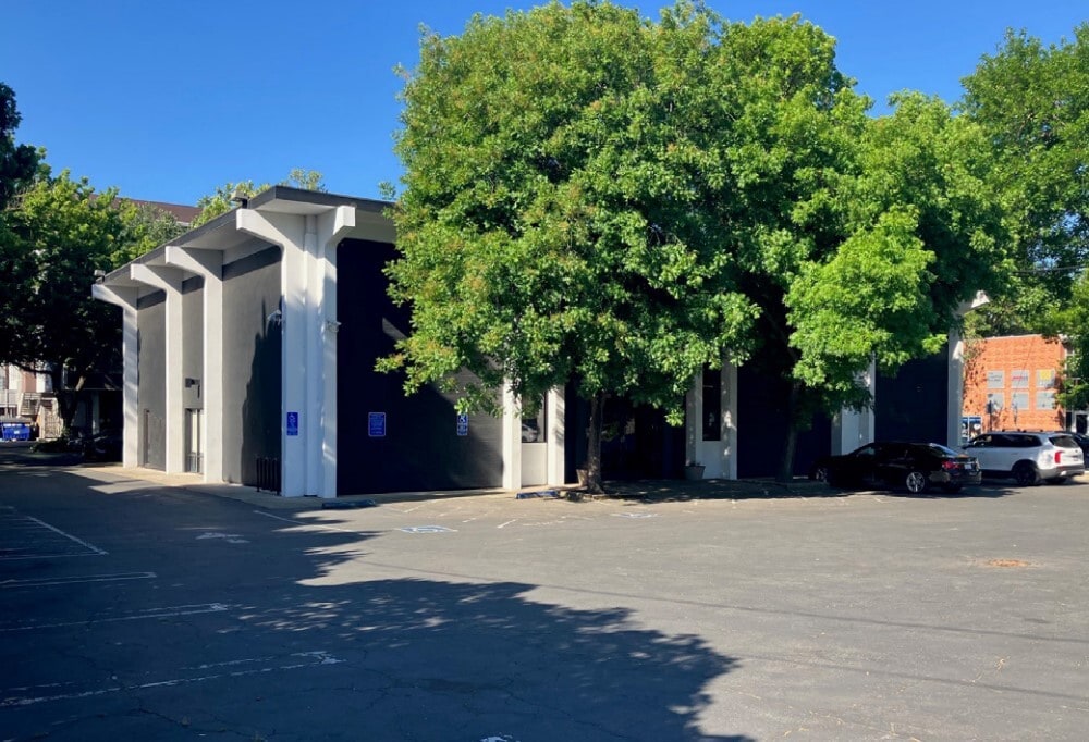 1331 21st St, Sacramento, CA for Sale