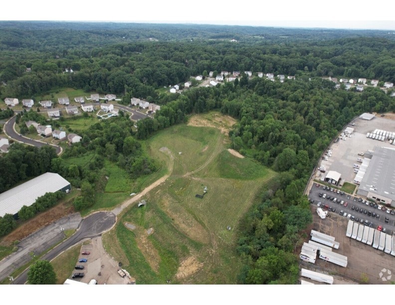 1100 Executive, Gibsonia, PA for Sale