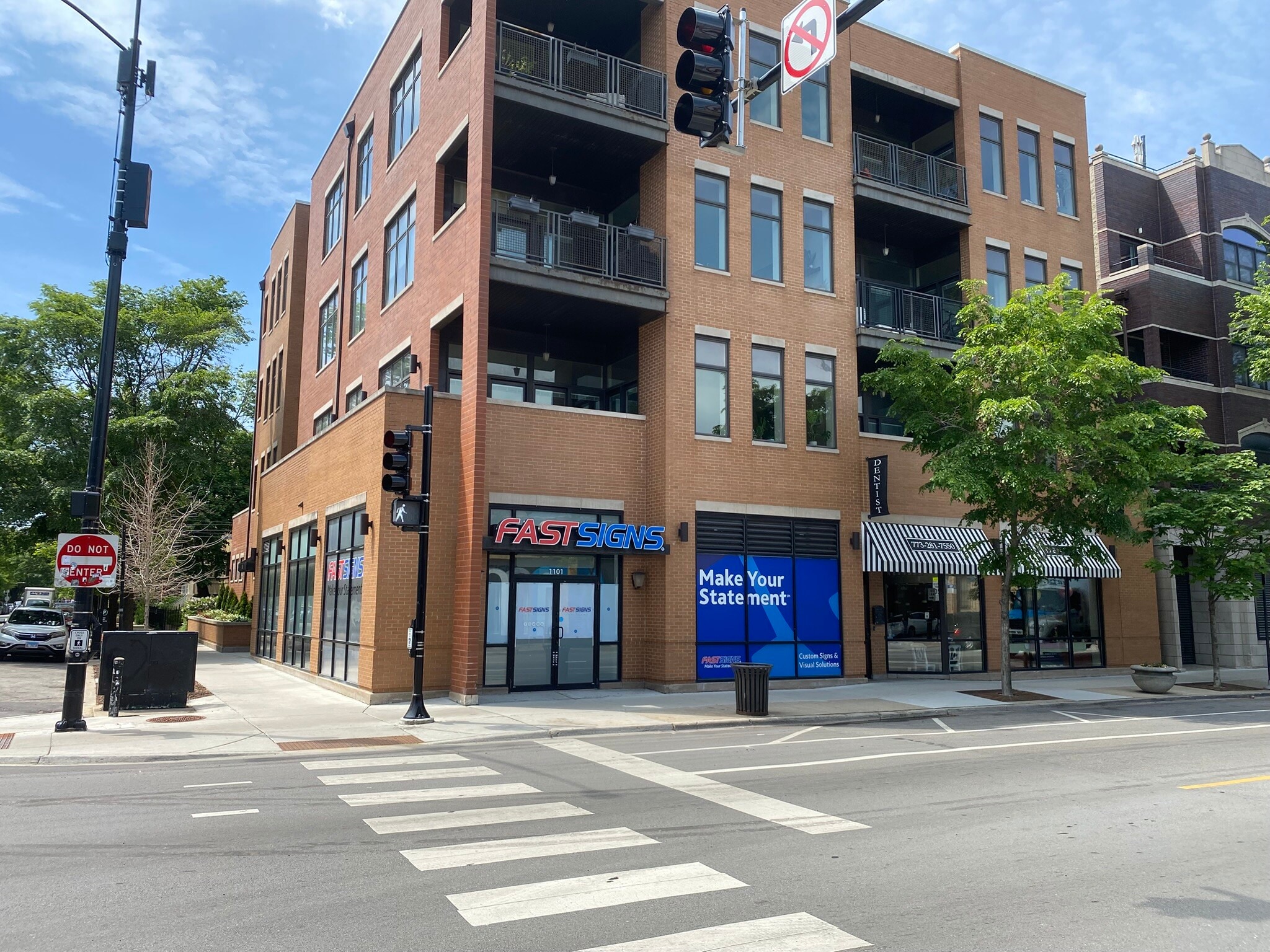 1101 W Belmont Ave, Chicago, IL for Rent
