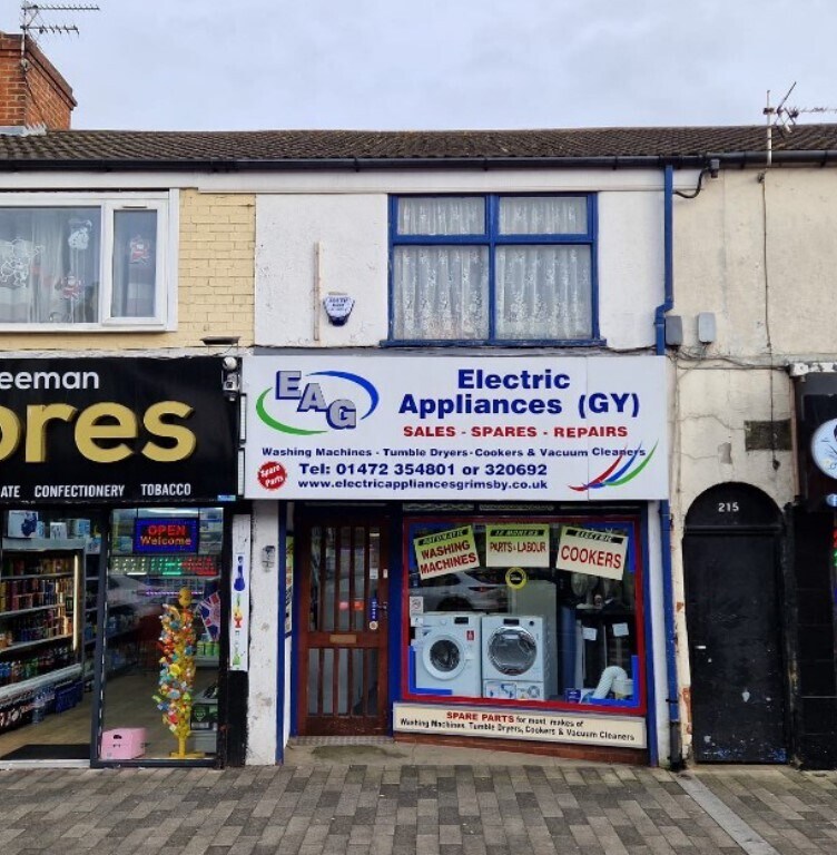 213 Freeman St, Grimsby, SHS for Sale