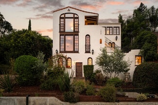Los Angeles, CA Multi-Family - 1825 Redesdale Ave