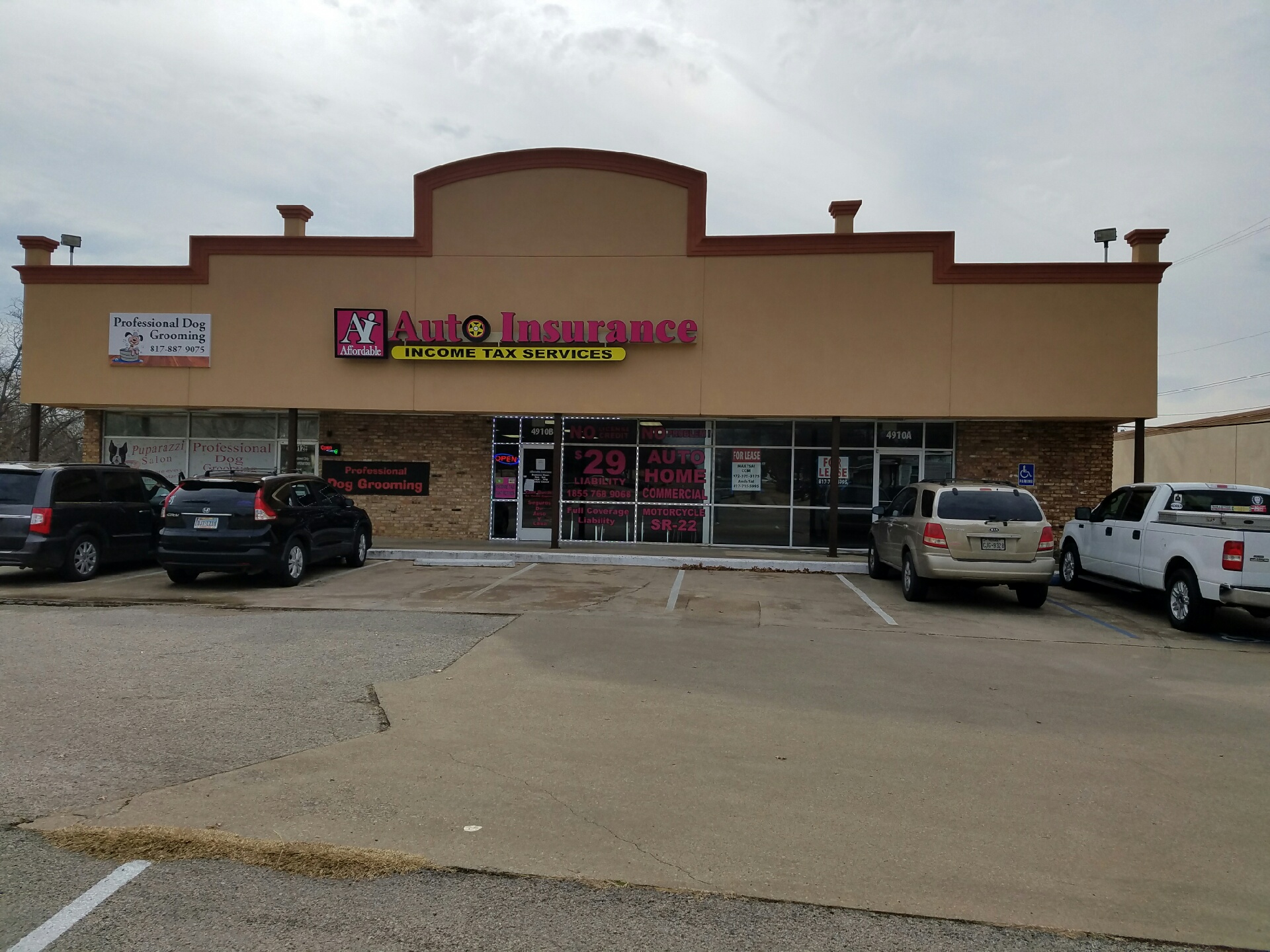 4910 Broadway Ave, Haltom City, TX for Rent