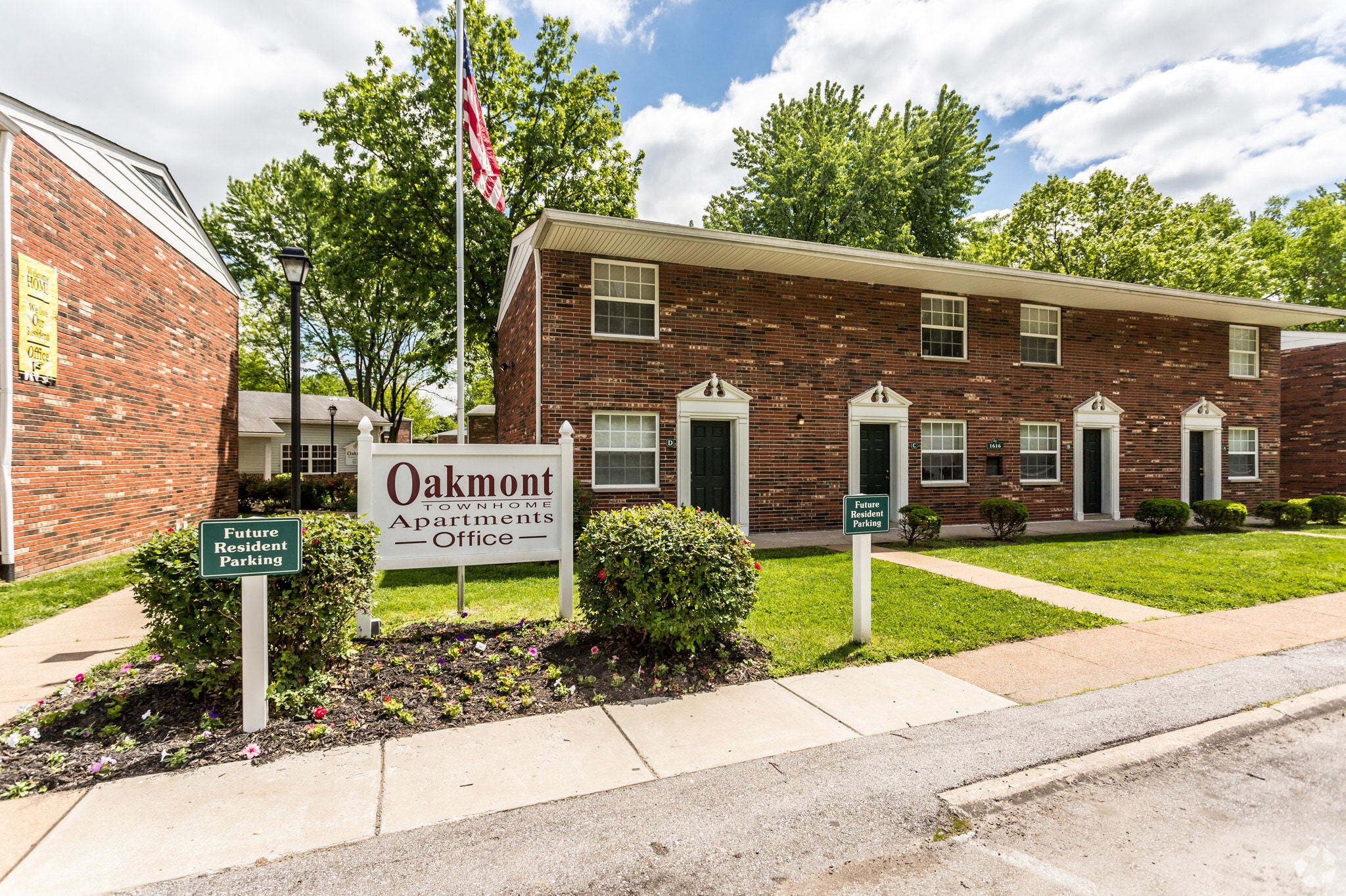 1624 Northwinds Estates Dr, Saint Louis, MO for Sale