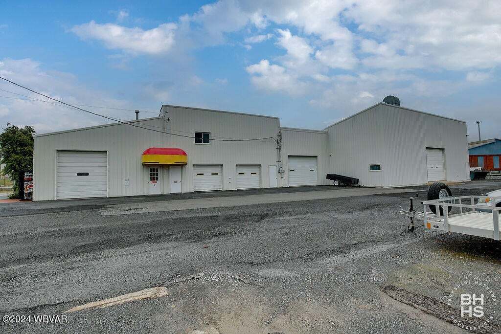 102 S Henderson St, Lock Haven, PA for Sale