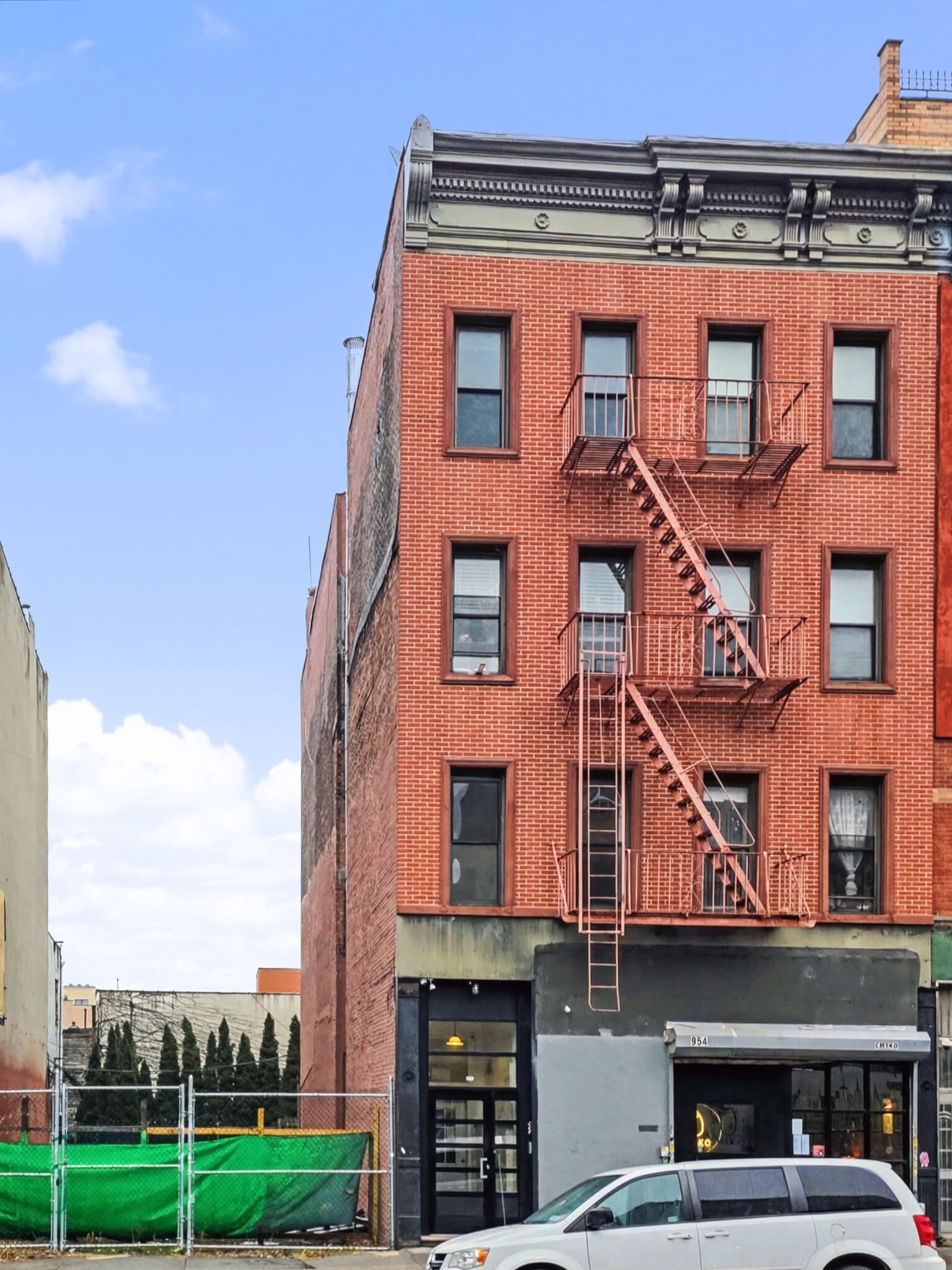 954 Manhattan Ave, Brooklyn, NY for Sale
