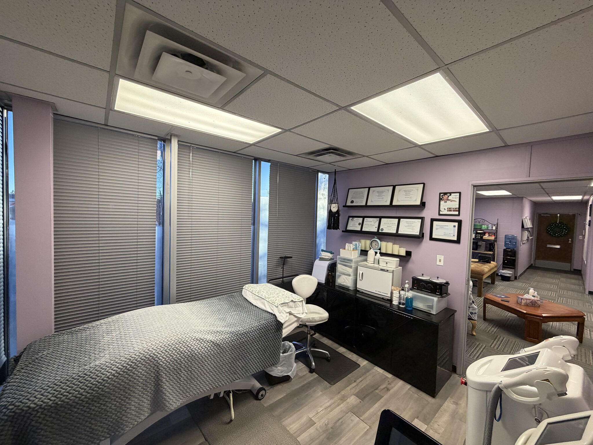 7106-7108 109 St NW, Edmonton, AB for Rent