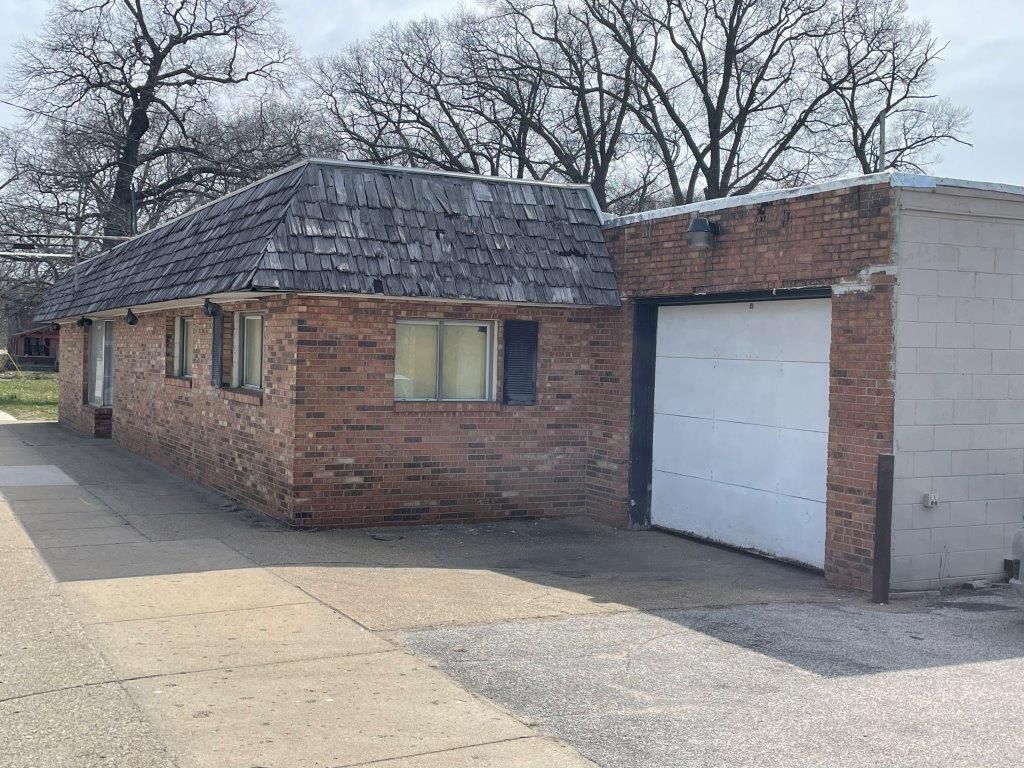 375 W Sherman Blvd, Muskegon, MI for Sale