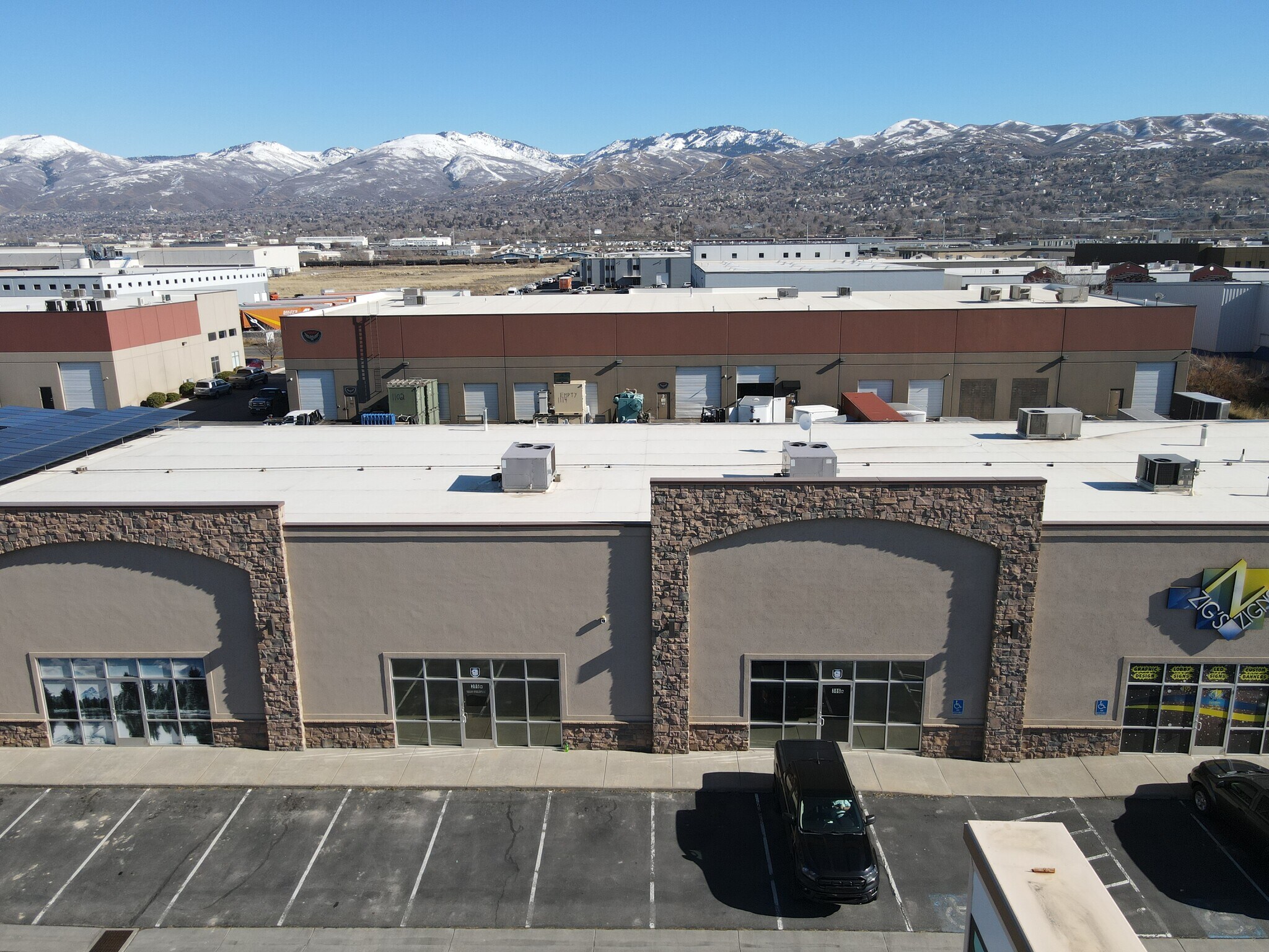 386 N Redwood Rd, North Salt Lake, UT for Rent