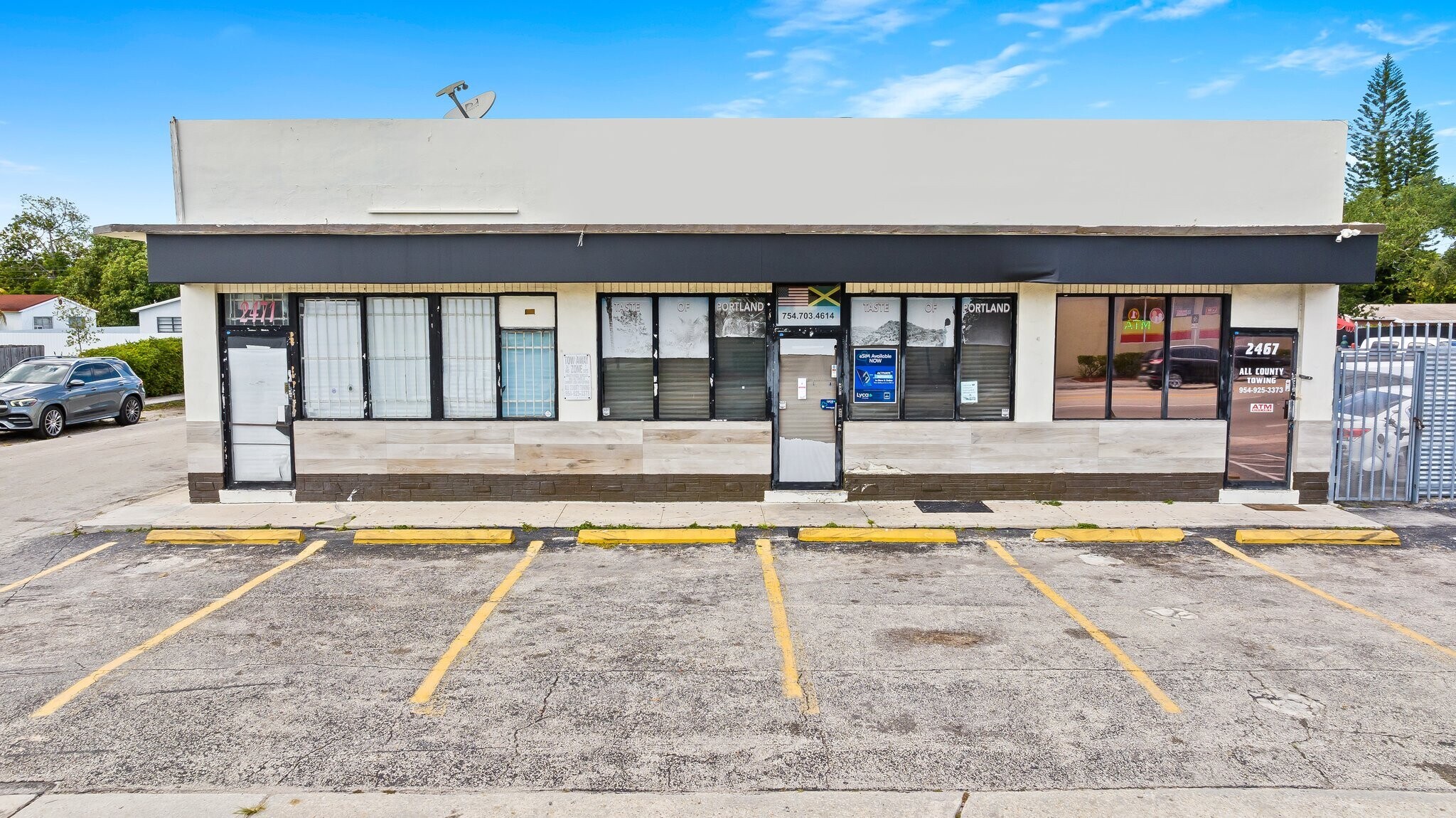 2461-2471 Pembroke Rd, Hollywood, FL for Rent