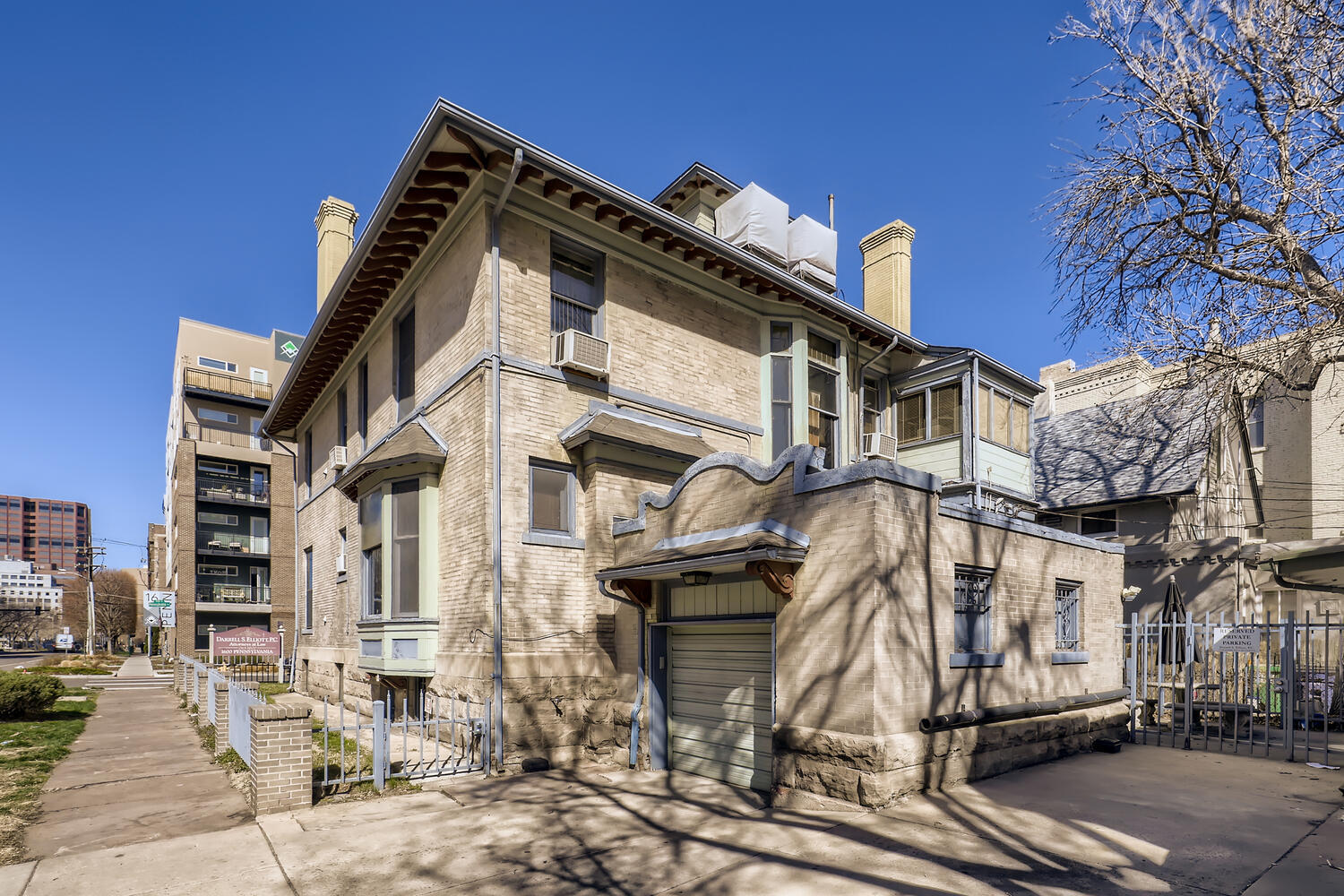 1600 Pennsylvania St, Denver, CO for Sale