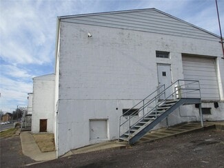 Chester, IL Manufacturing - 1915 State St Chester, IL Manufacturing - 1915 State St