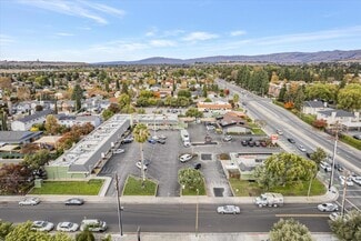 La Mission Shopping Center