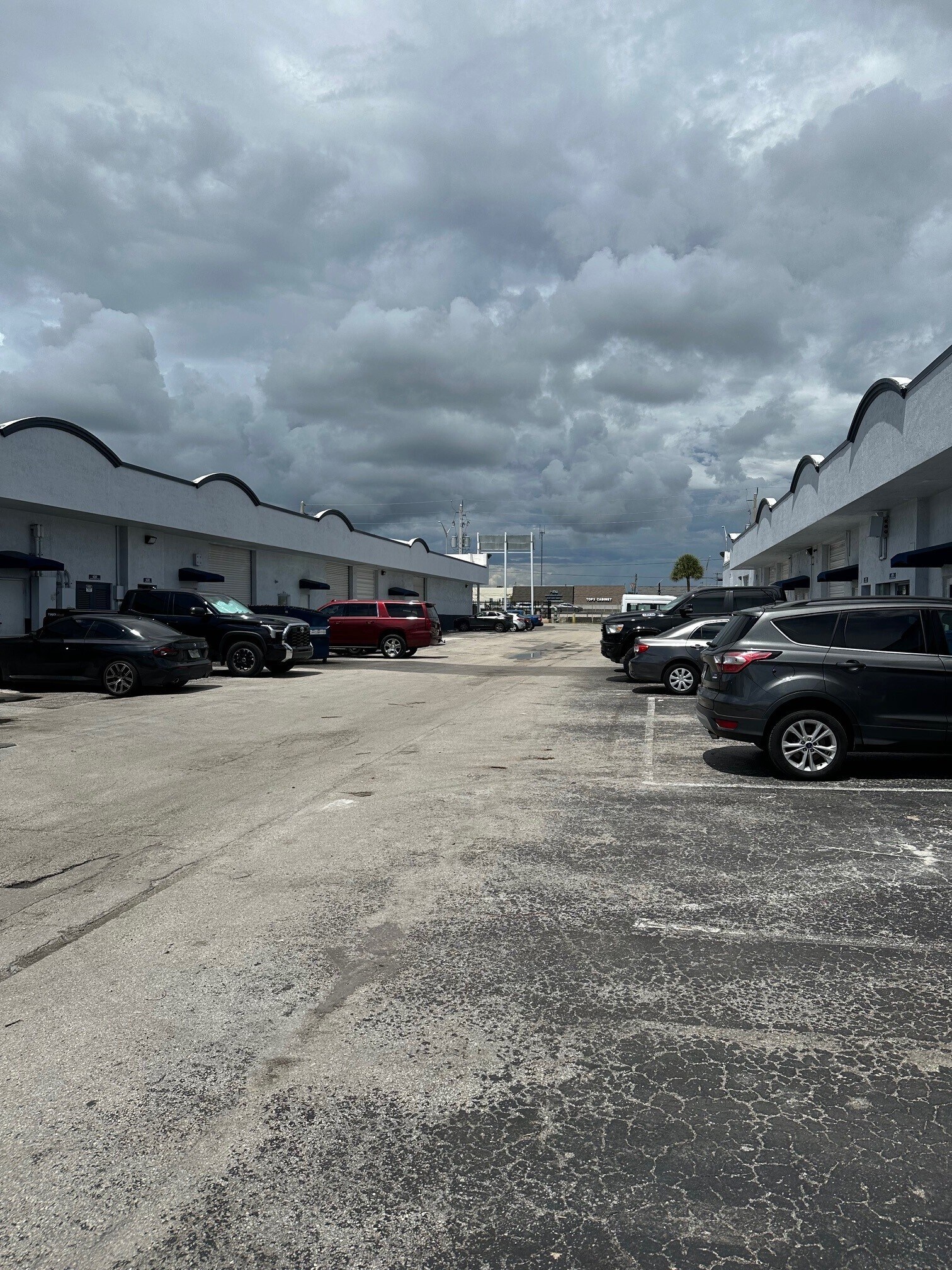 470 Ansin Blvd, Hallandale Beach, FL for Rent