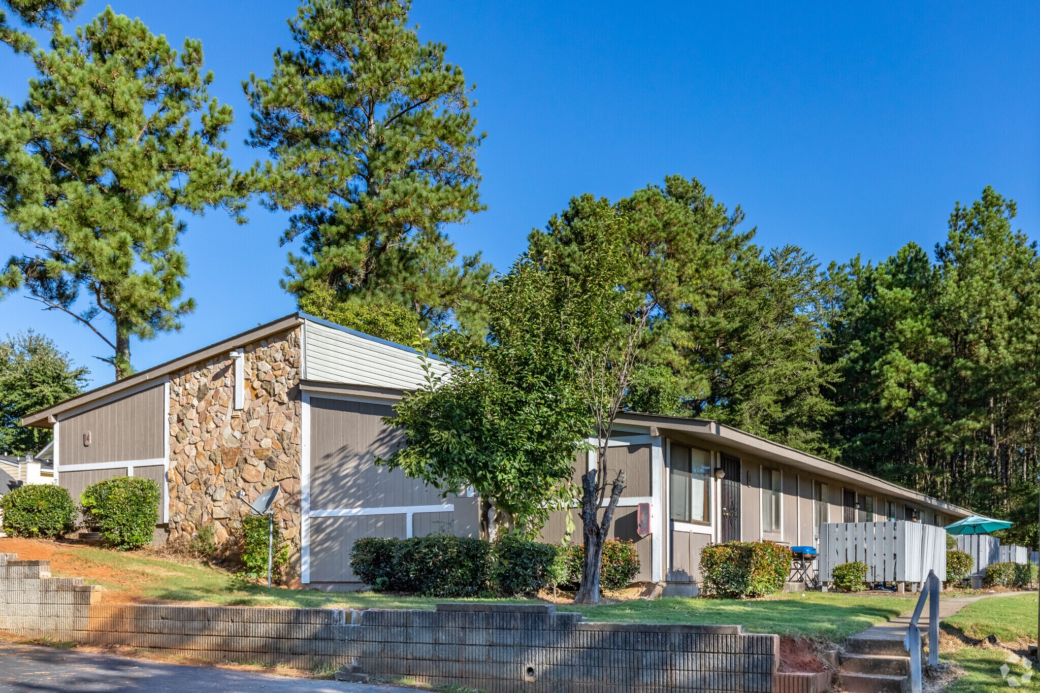 1624 Norman Dr, Atlanta, GA for Sale