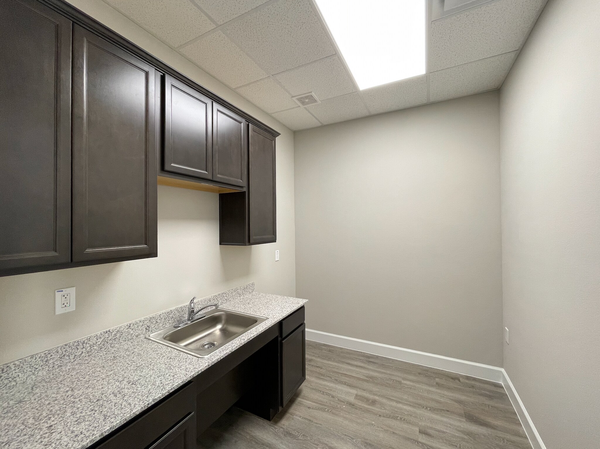 5501 Cabrera Dr, Sugar Land, TX for Sale
