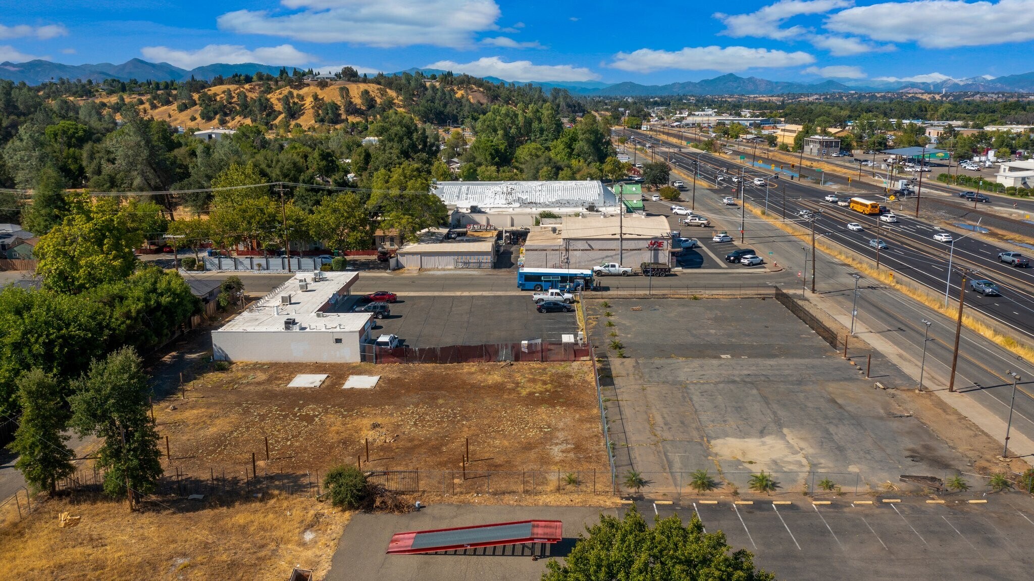 4530 Westside Rd, Redding, CA for Sale