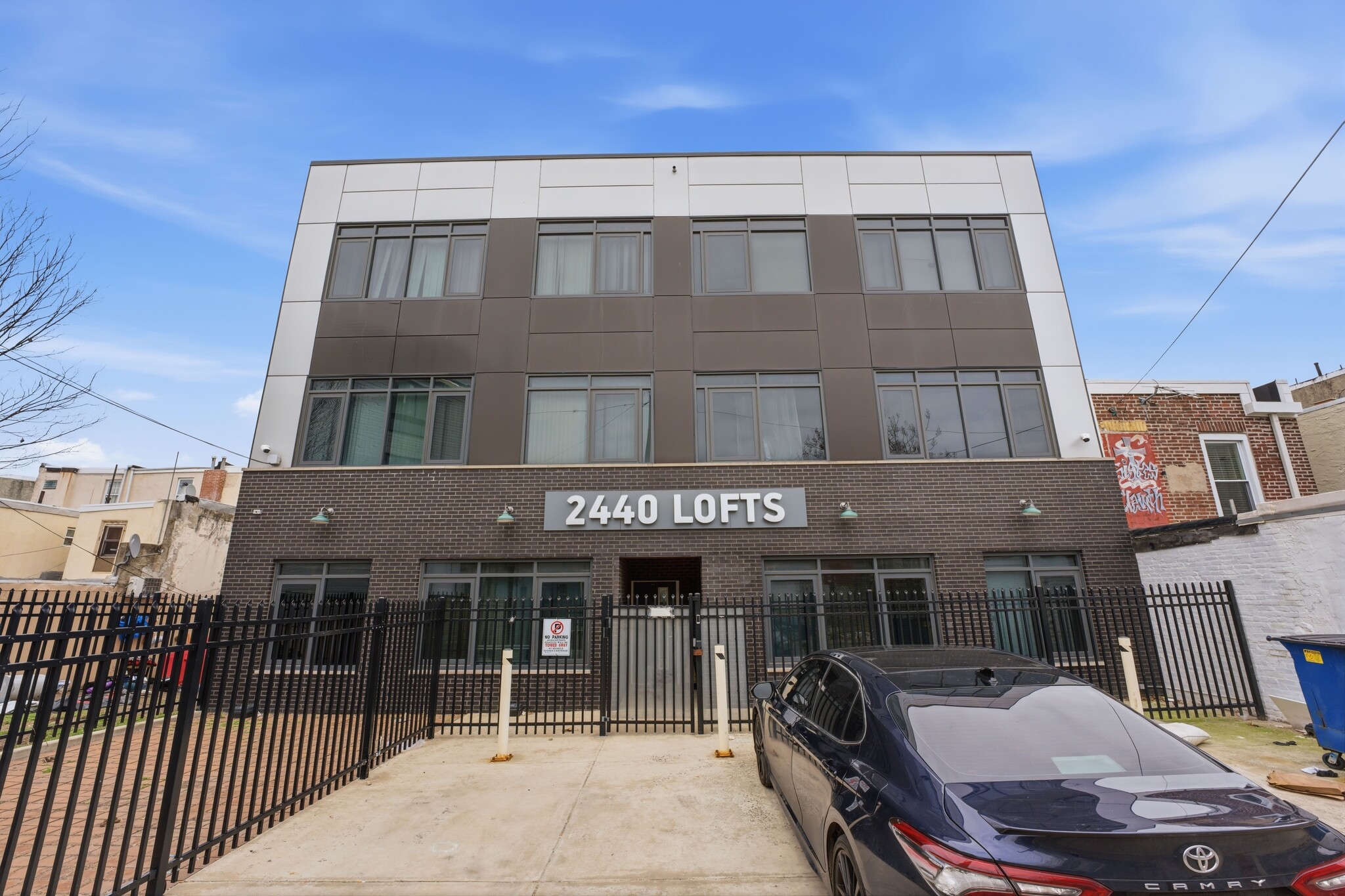 2440 Kensington Ave, Philadelphia, PA for Sale