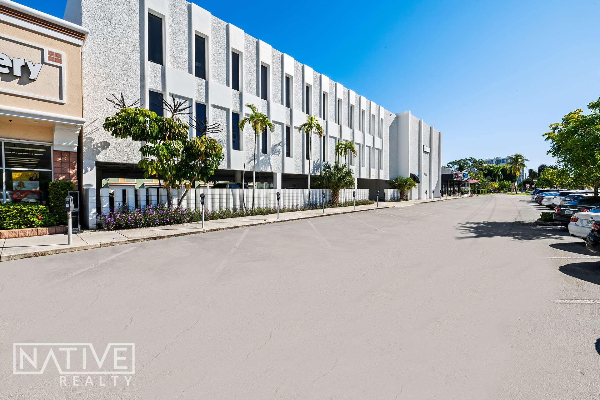 2817 E Oakland Park Blvd, Fort Lauderdale, FL for Sale