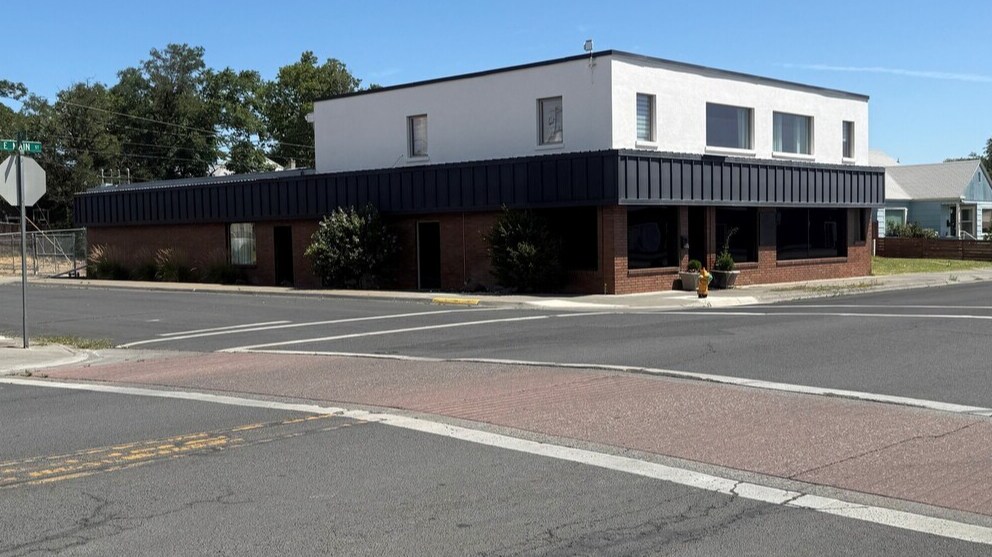 505 E Main St, Hermiston, OR for Rent
