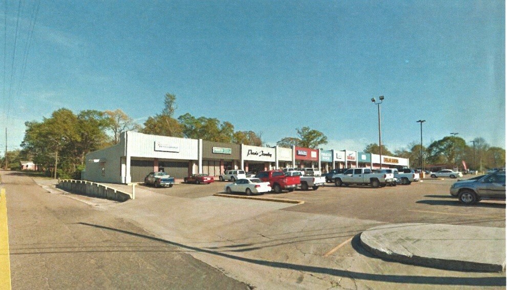 176 Shelby Speights Dr, Purvis, MS for Rent