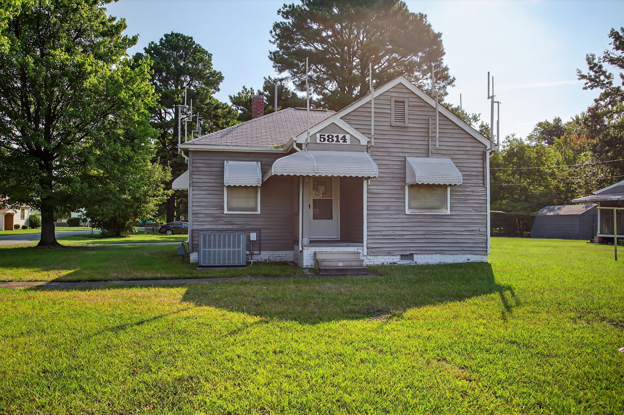 5812 Jefferson Ave, Newport News, VA for Sale