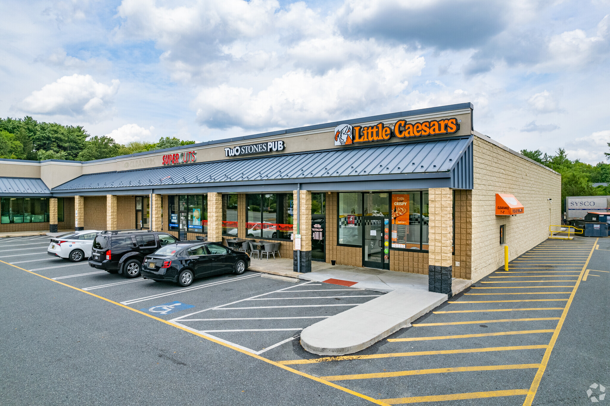 2500 Foulk Rd, Wilmington, DE for Rent
