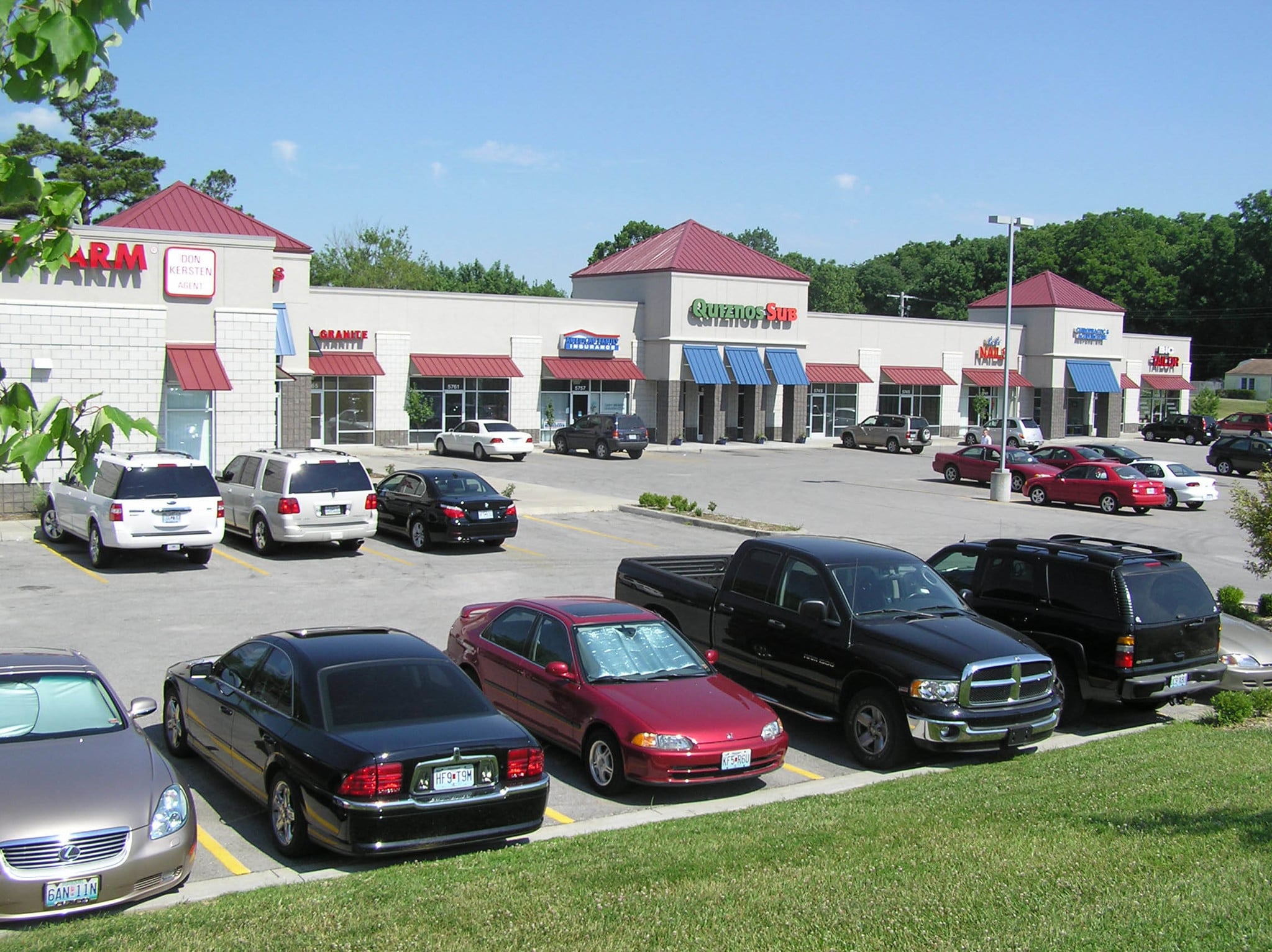 5711 NE Antioch Rd, Kansas City, MO for Rent