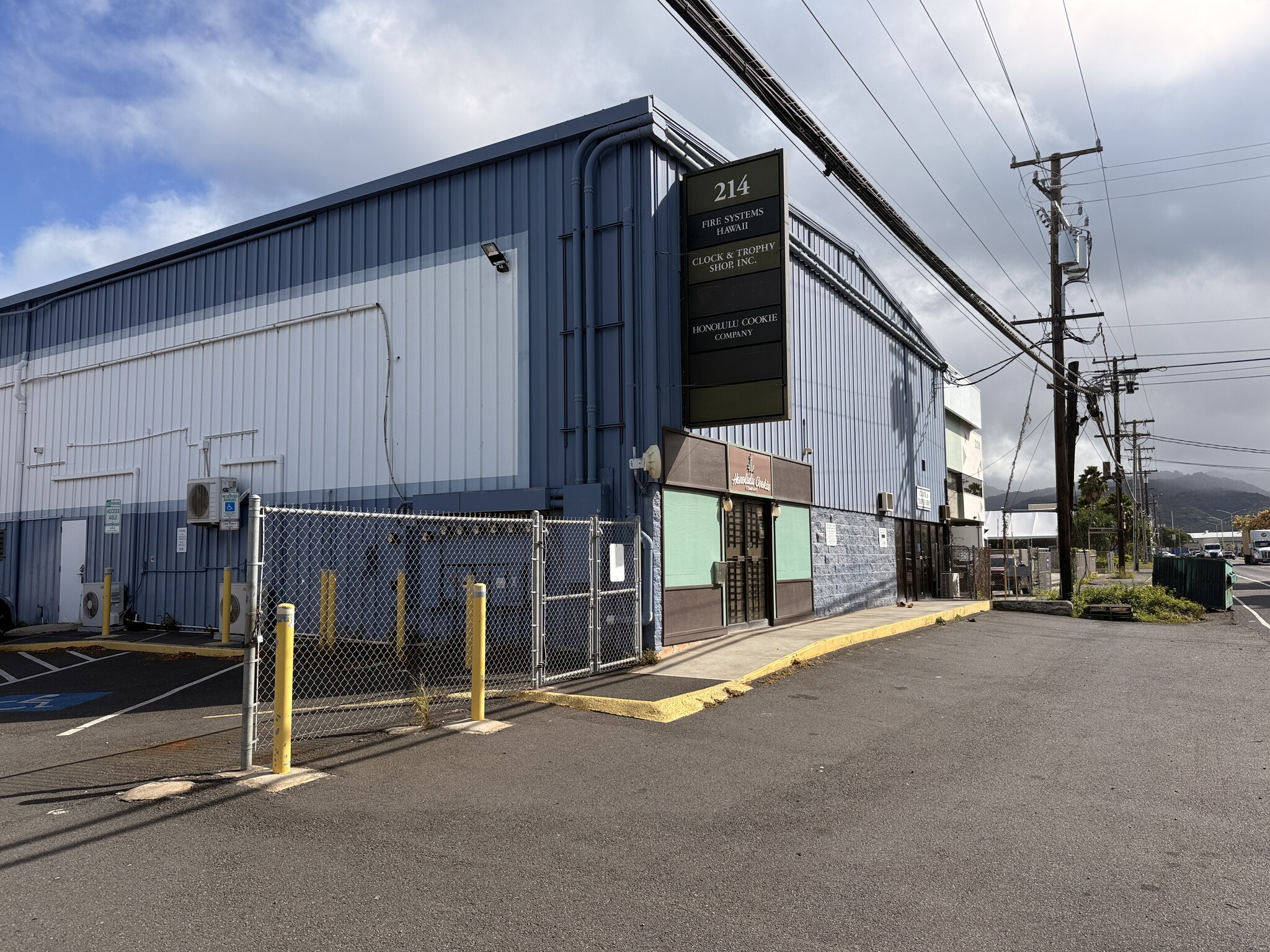 214 Sand Island Access Rd, Honolulu, HI for Rent