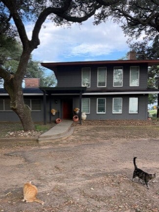 Alleyton, TX Office/Residential - I-10 & Evans St