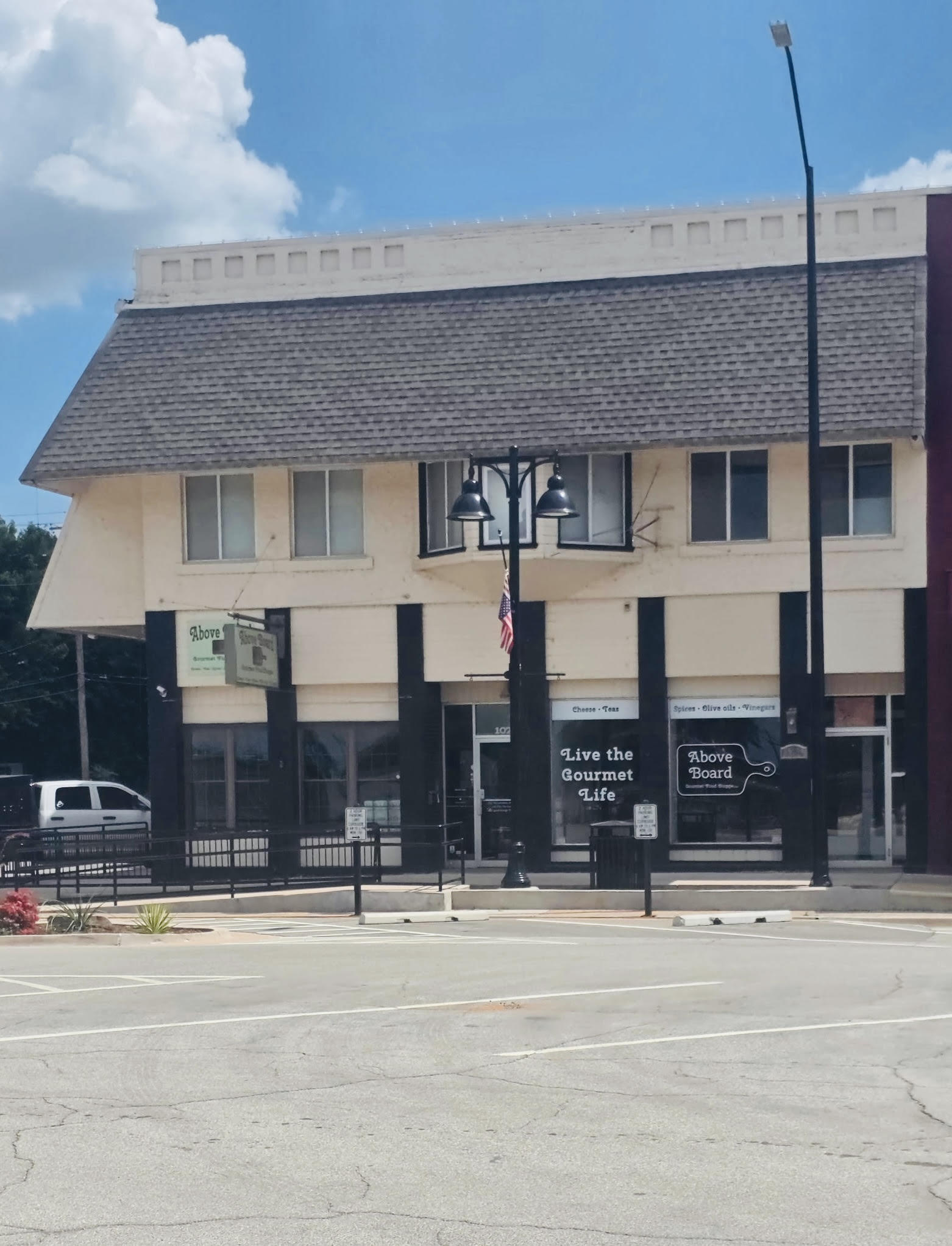 102-104 E Main St, Purcell, OK for Rent