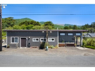 Rockaway Beach, OR Restaurant - 2010 Highway 101 N
