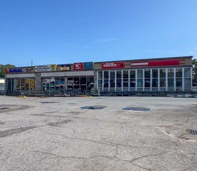 4030 Sunrise Hwy, Oakdale, NY for Sale